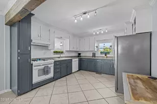 205 Barefoot Ln, Atlantic Beach, NC 28512 - Photo 14