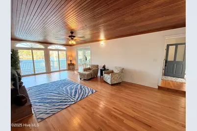 273 W Rock Creek Road, New Bern, NC 28562 - Photo 6