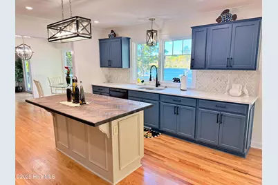 273 W Rock Creek Road, New Bern, NC 28562 - Photo 10