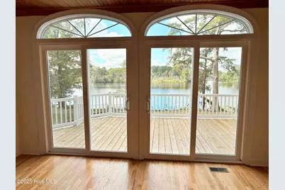 273 W Rock Creek Road, New Bern, NC 28562 - Photo 10