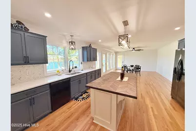 273 W Rock Creek Road, New Bern, NC 28562 - Photo 16