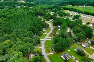 158 Creekside Dr, Four Oaks, NC 27524 - Photo 6