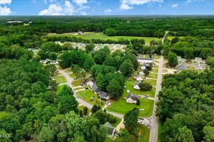 155 Creekside Dr, Four Oaks, NC 27524 - Photo 4