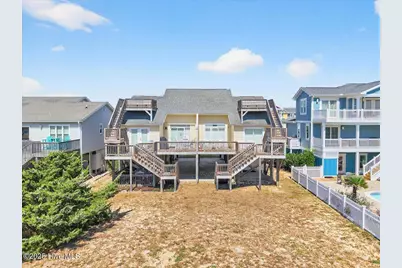 142 Brunswick Avenue E # B, Holden Beach, NC 28462 - Photo 8
