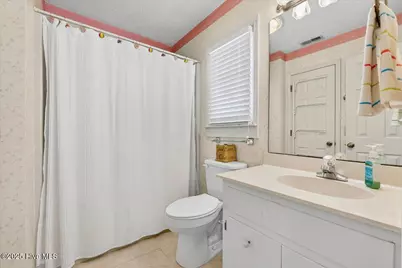 142 Brunswick Avenue E # B, Holden Beach, NC 28462 - Photo 26