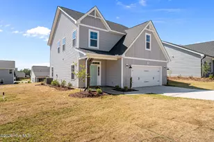 258 Rough Rdg Trl, Aberdeen, NC 28315 - Photo 4