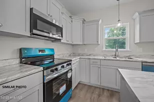 417 Windermere Rd, Hubert, NC 28539 - Photo 10