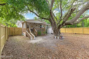 140 NW 9th St, Oak Island, NC 28465 - Photo 28