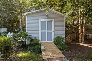 201 Hoop Pole Creek Dr, Atlantic Beach, NC 28512 - Photo 28