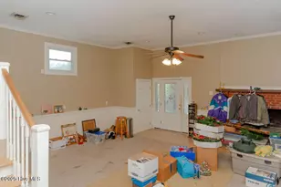 303 Dogwood Ln, Hamlet, NC 28345 - Photo 4