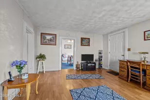 304 N 21st St, Morehead City, NC 28557 - Photo 12