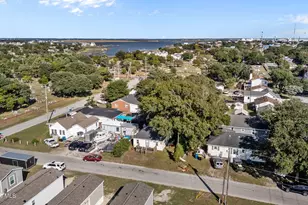 304 N 21st St, Morehead City, NC 28557 - Photo 16