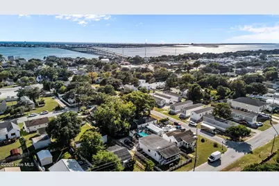304 N 21st Street, Morehead City, NC 28557 - Photo 2