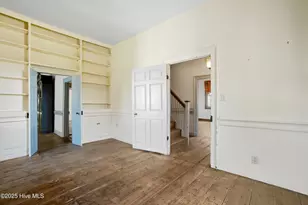 206 W Eden St, Edenton, NC 27932 - Photo 12
