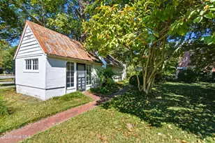 206 W Eden St, Edenton, NC 27932 - Photo 44