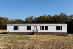 2251 Twisted Hickory Rd, Elizabethtown, NC 28337 - Photo 1