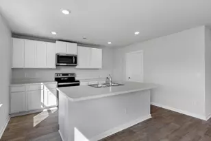 415 Driftwood Dr, Richlands, NC 28574 - Photo 8