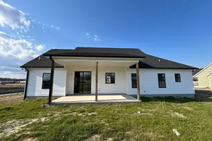 110 Hampton Place, Hertford, NC 27944 - Photo 2