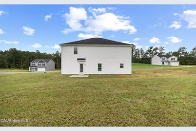 501 Traveller Way, Raeford, NC 28376 - Photo 2