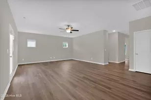 501 Traveller Wy, Raeford, NC 28376 - Photo 12