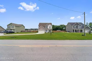 575 Stella Rd, Stella, NC 28582 - Photo 2