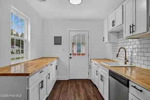122 E Bayshore Blvd, Jacksonville, NC 28540 - Photo 8
