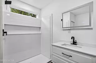 122 E Bayshore Blvd, Jacksonville, NC 28540 - Photo 16