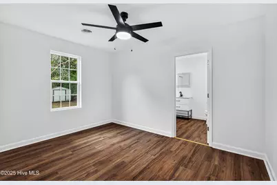 122 E Bayshore Boulevard, Jacksonville, NC 28540 - Photo 14