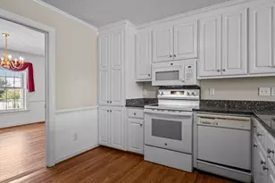 105 Deerfield Ct, Cedar Point, NC 28584 - Photo 10