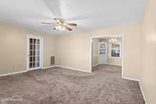 117 S Thomas St, Beulaville, NC 28518 - Photo 6