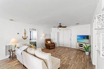 322 58th Avenue N, North Myrtle Beach, SC 29582 - Photo 4