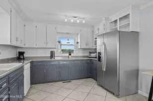 205 Barefoot Ln, Atlantic Beach, NC 28512 - Photo 16