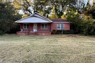 1010 Academy St, Fair Bluff, NC 28439 - Photo 1