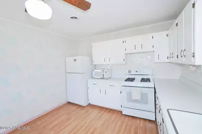 424 Trott Street, Oak Island, NC 28465 - Photo 18