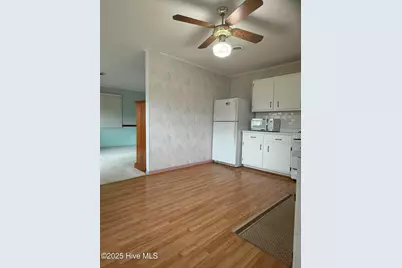 424 Trott Street, Oak Island, NC 28465 - Photo 12
