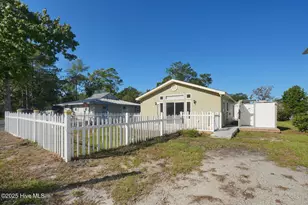 127 NW 10th St, Oak Island, NC 28465 - Photo 1