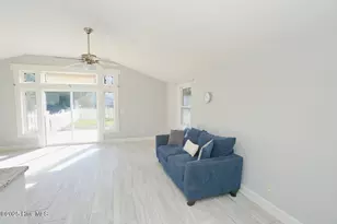 127 NW 10th St, Oak Island, NC 28465 - Photo 10