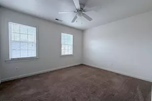 202 Springwood Dr, Jacksonville, NC 28546 - Photo 8