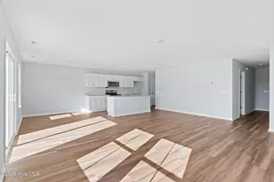 941 Plymouth Rd, Boiling Spring Lakes, NC 28461 - Photo 10