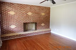 106 Forest Hill Dr, Havelock, NC 28532 - Photo 2