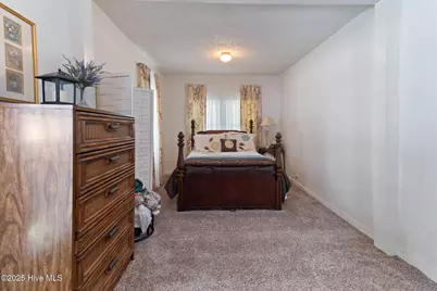 410 Elizabethtown Road, Bladenboro, NC 28320 - Photo 18
