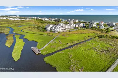114 Sea Oaks Court, North Topsail Beach, NC 28460 - Photo 4