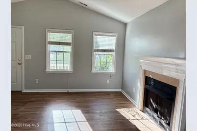 113 Gladiola Drive, New Bern, NC 28562 - Photo 2