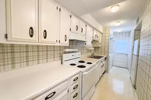 155 Beaufort Ct, Morehead City, NC 28557 - Photo 6