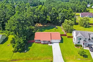 404 Seahawk Ct, Richlands, NC 28574 - Photo 22