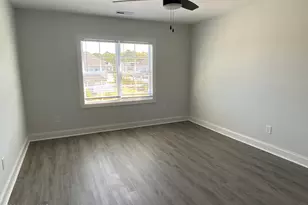 1404 B Hartley, Greenville, NC 27834 - Photo 8