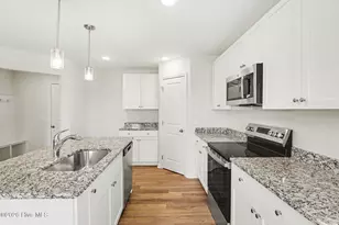 35 Littlefield Ln, La Grange, NC 28551 - Photo 8