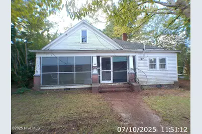 409 N Haughton Street, Williamston, NC 27892 - Photo 1