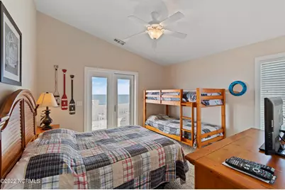 127 Ocean Boulevard W, Holden Beach, NC 28462 - Photo 32