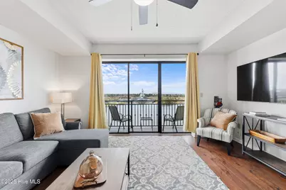 106 N Water Street #702, Wilmington, NC 28401 - Photo 2